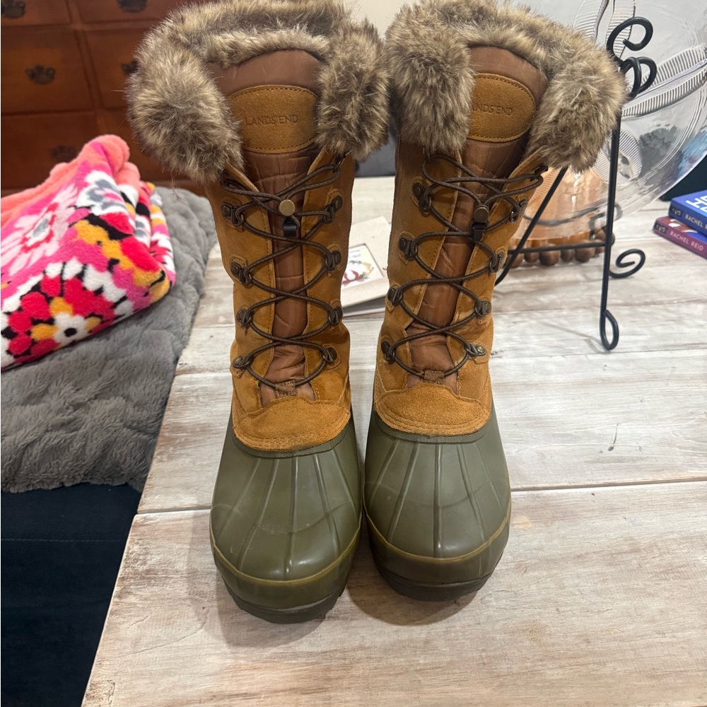 Lands' End Women's Tan and Olive Lace-Up Winter Boots with Faux Fur Trim